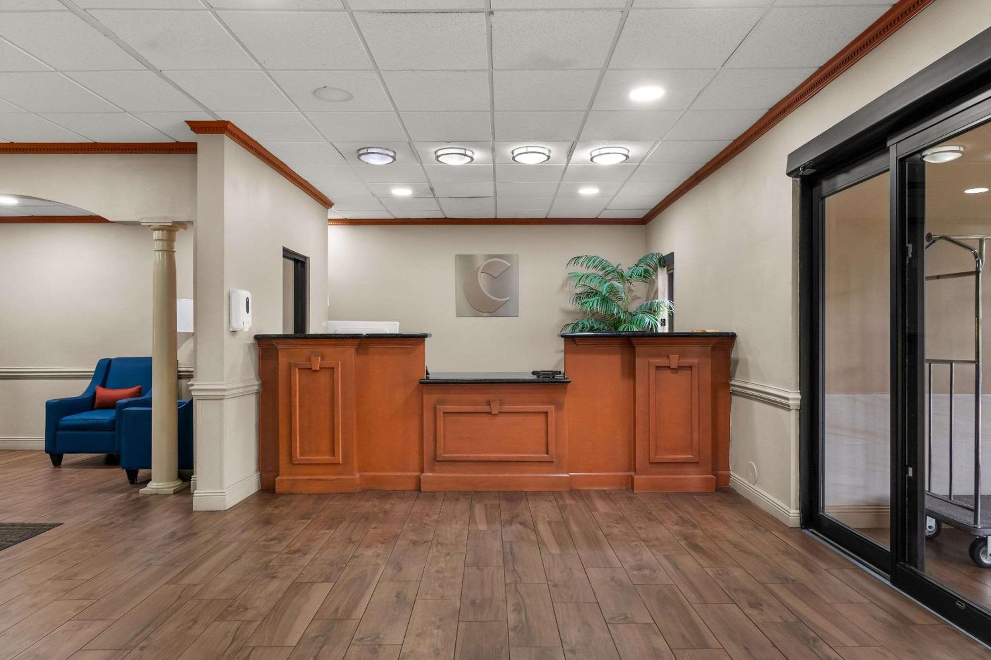 Comfort Inn & Suites Chipley I-10 Eksteriør bilde